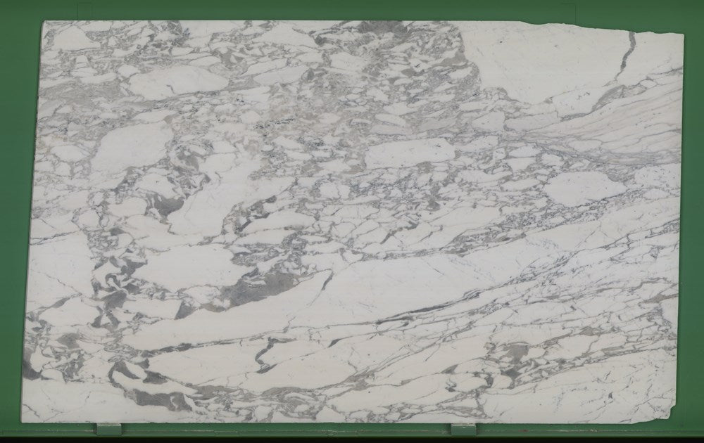 Calacatta Carrara 20mm honed marble - Image 3