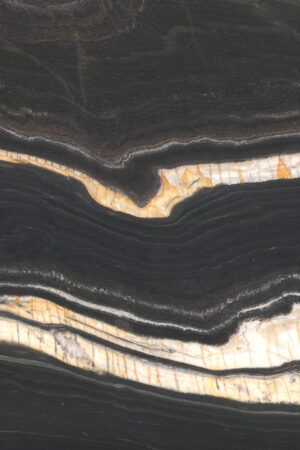 Dark Star 20mm honed quartzite